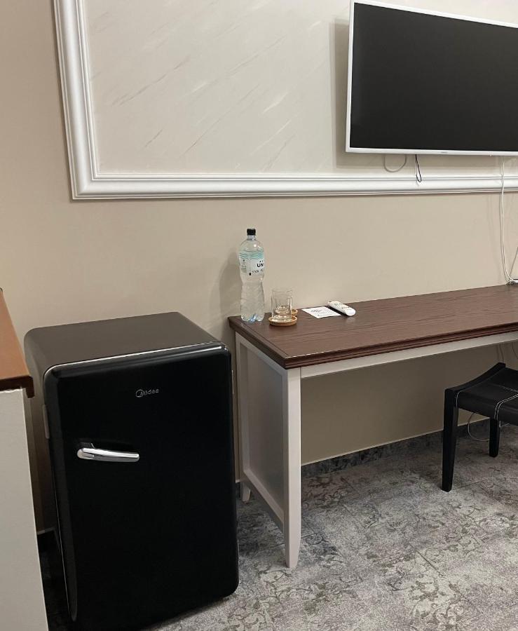 Hotel Acaem Kiszyniów Zewnętrze zdjęcie