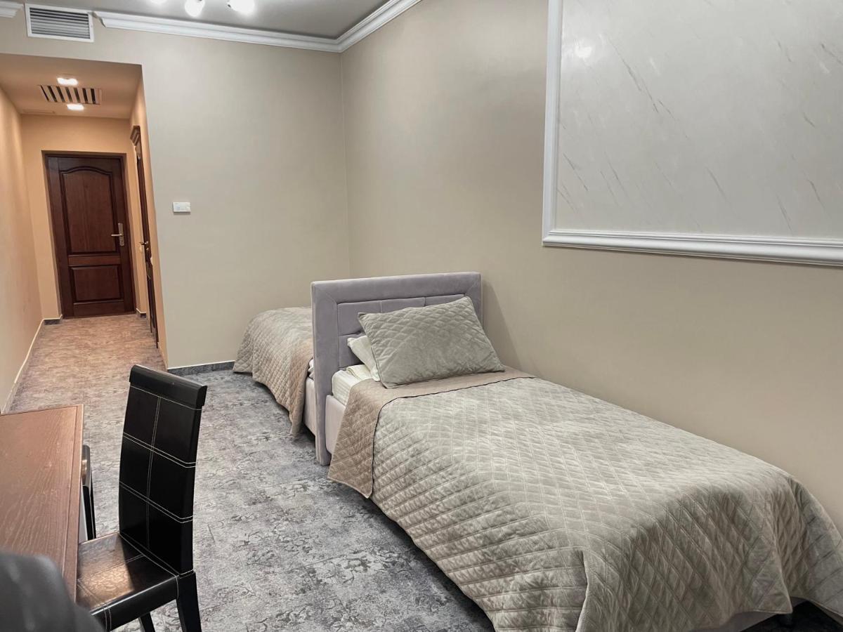 Hotel Acaem Kiszyniów Zewnętrze zdjęcie