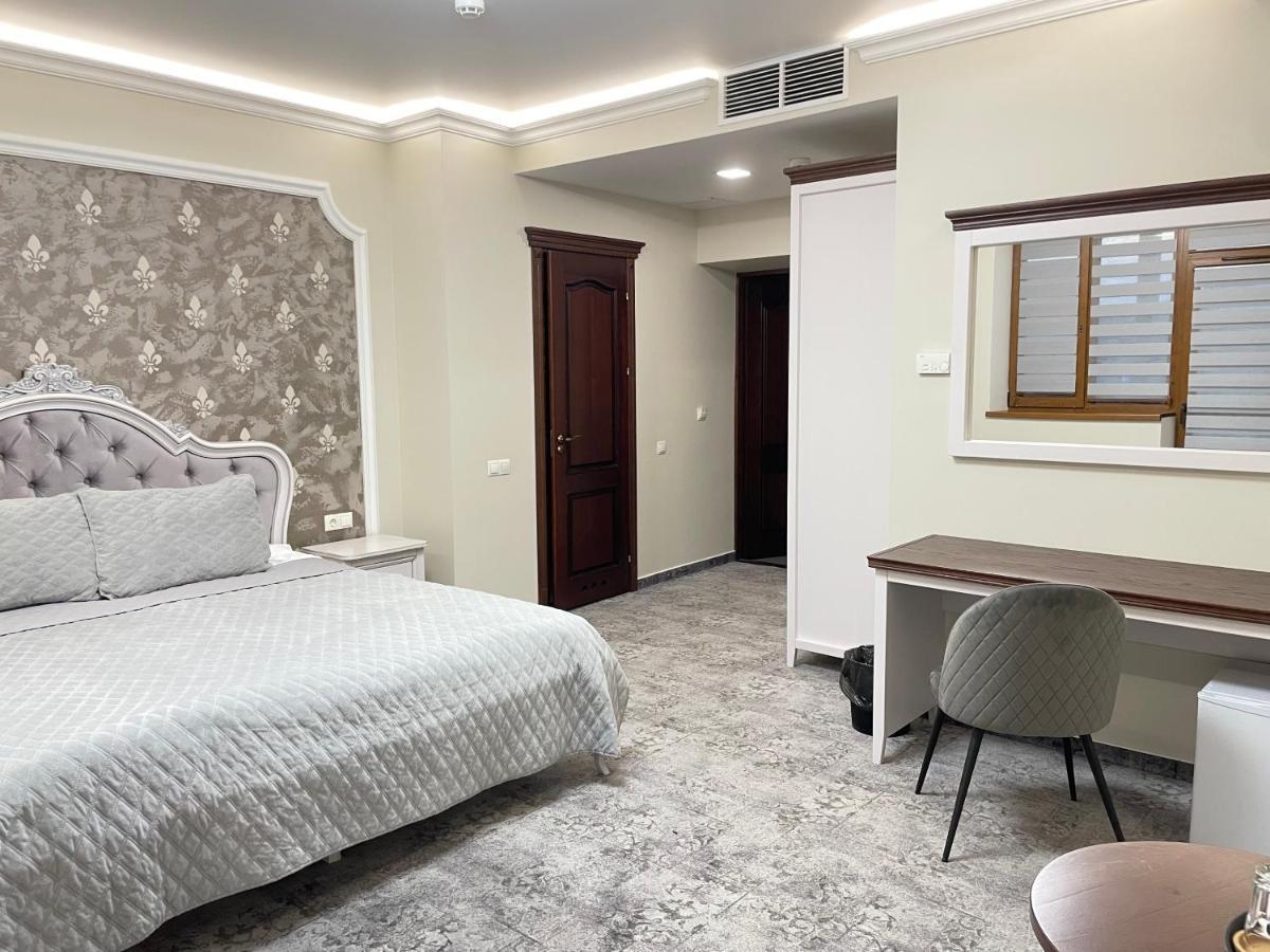 Hotel Acaem Kiszyniów Zewnętrze zdjęcie
